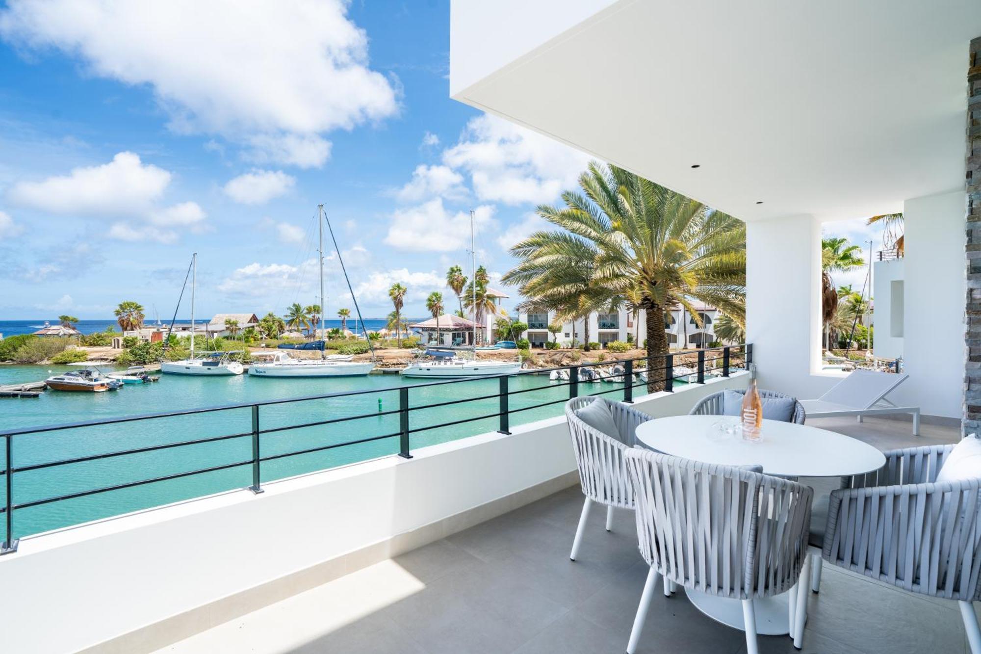 Van Der Valk Plaza Beach & Dive Resort Bonaire 크랄렌데이크 외부 사진