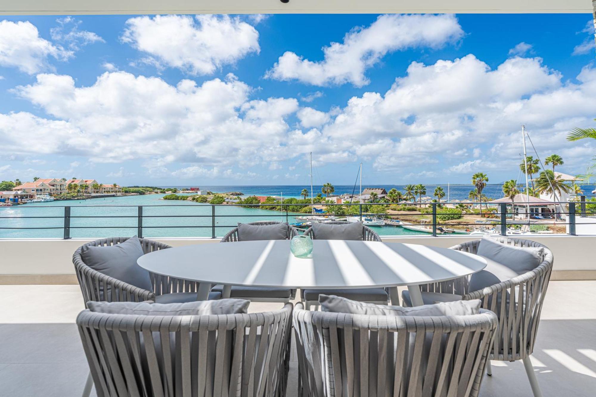 Van Der Valk Plaza Beach & Dive Resort Bonaire 크랄렌데이크 외부 사진